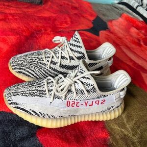 Yeezy Zebra Men’s Sz. 11
